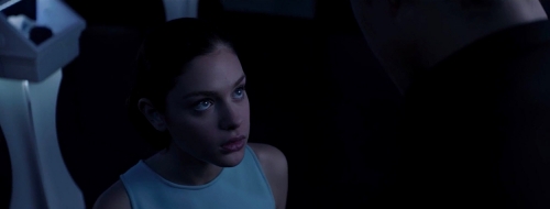 odeyarush_thegiver_01146.jpg