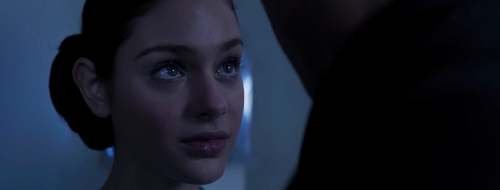 odeyarush_thegiver_01235.jpg