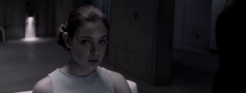 odeyarush_thegiver_01391.jpg