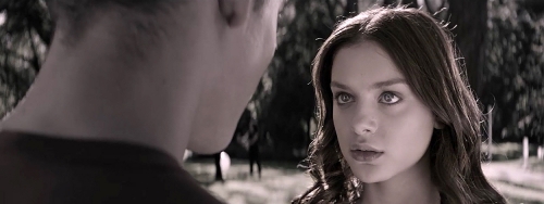 thegiver_odeyarush_01622.jpg